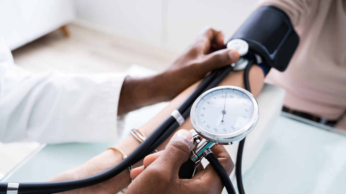 Lavt Blodtrykk: Symptomer og Årsaker