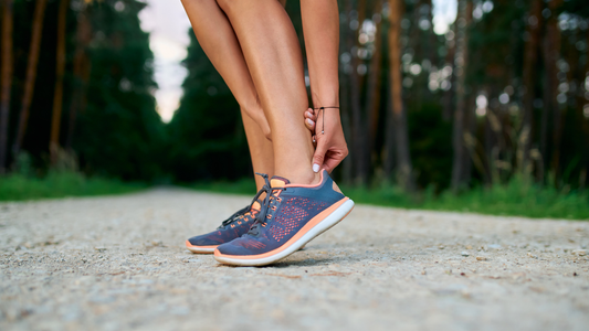 Smerter i akilles – årsaker, symptomer og effektive behandlingstips